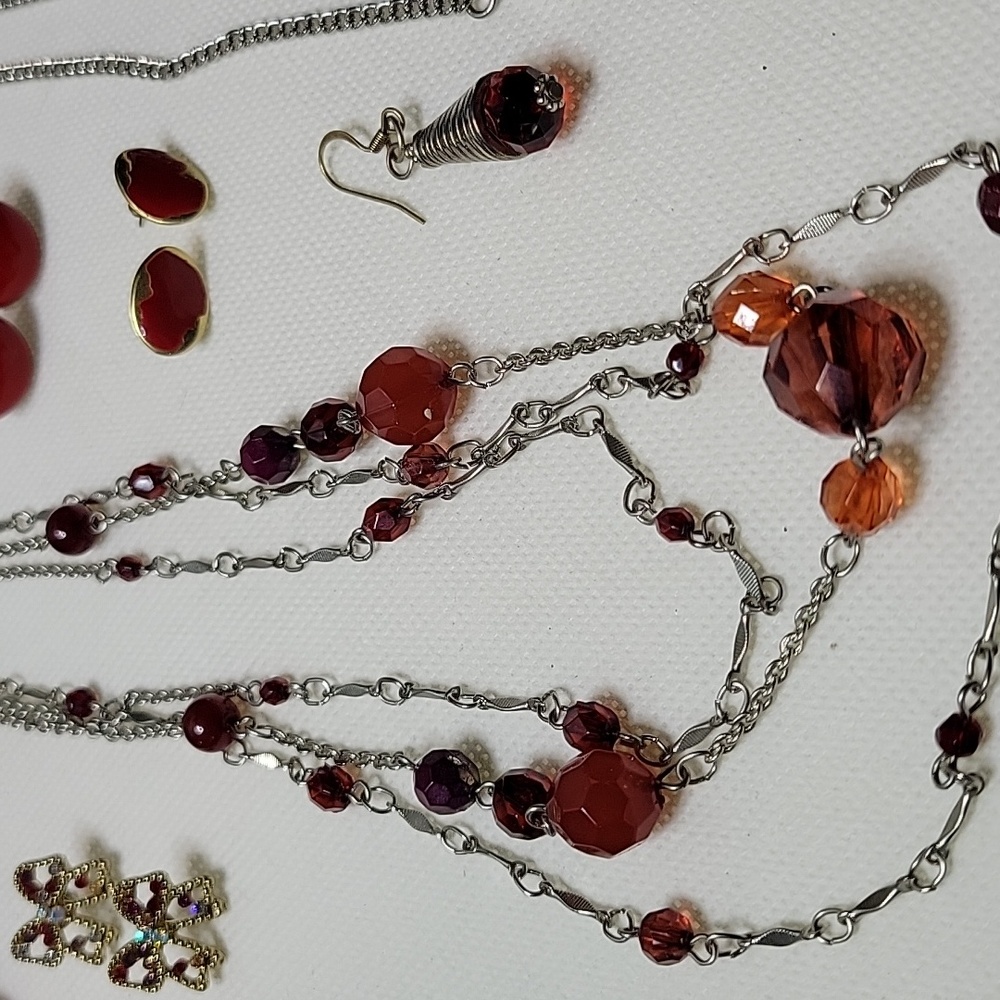 Red and Gold & Silver Jewelry Set - Picture 8 of 8